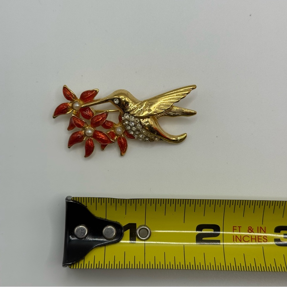 Vintage Hummingbird Brooch Set with Gold Tone Red Flower & Bronze Heart Locket - Picture 6 of 9